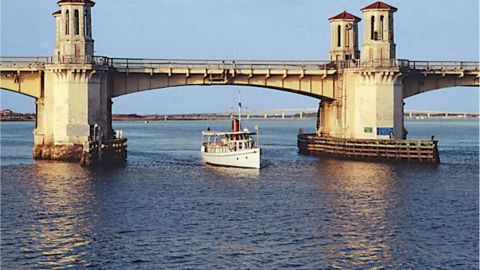 St. Augustine with Scenic Boat Cruise