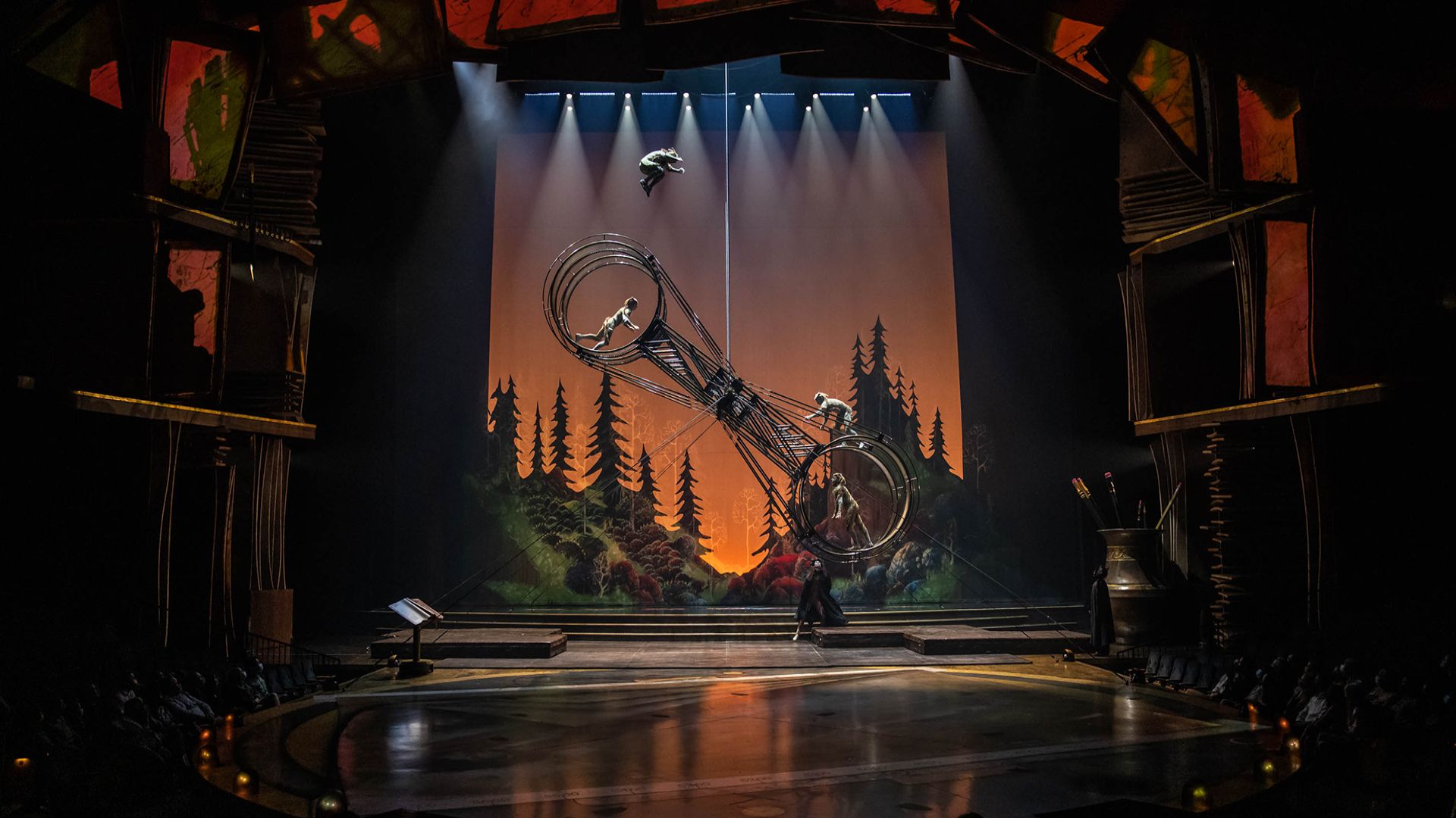 Cirque Du Soleil - Drawn To Life CAT 6 Seating
