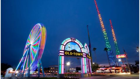 Old Town Kissimmee - Mortem Manor Ferris Wheel & Dinner