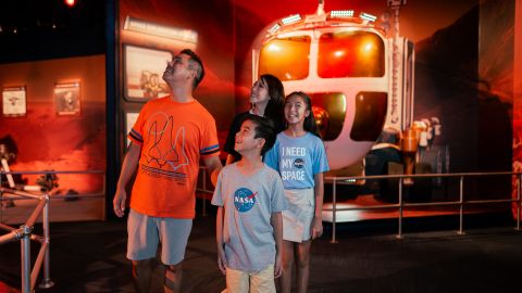 Kennedy Space Center 1 Day Admission PLUS Gateway Package (Free Lunch)
