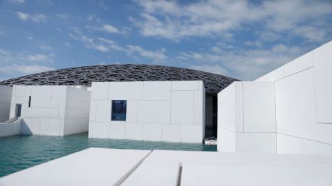 Grand Mosque and Louvre Abu Dhabi Tour from Dubai