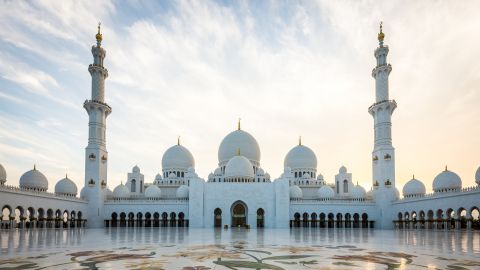 Premium Abu Dhabi Full-Day City Trip from Dubai - Chinese Shared Tour 