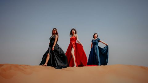 Private Flying Dress Photography and Dune Drive Trip (3 guests)