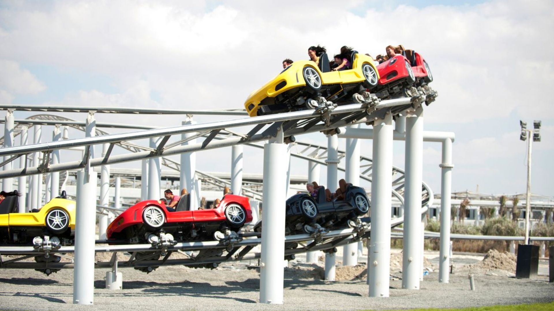 Yas Island  - Multi-Park - Any 4 Parks for Gold Medal - UK Offer
