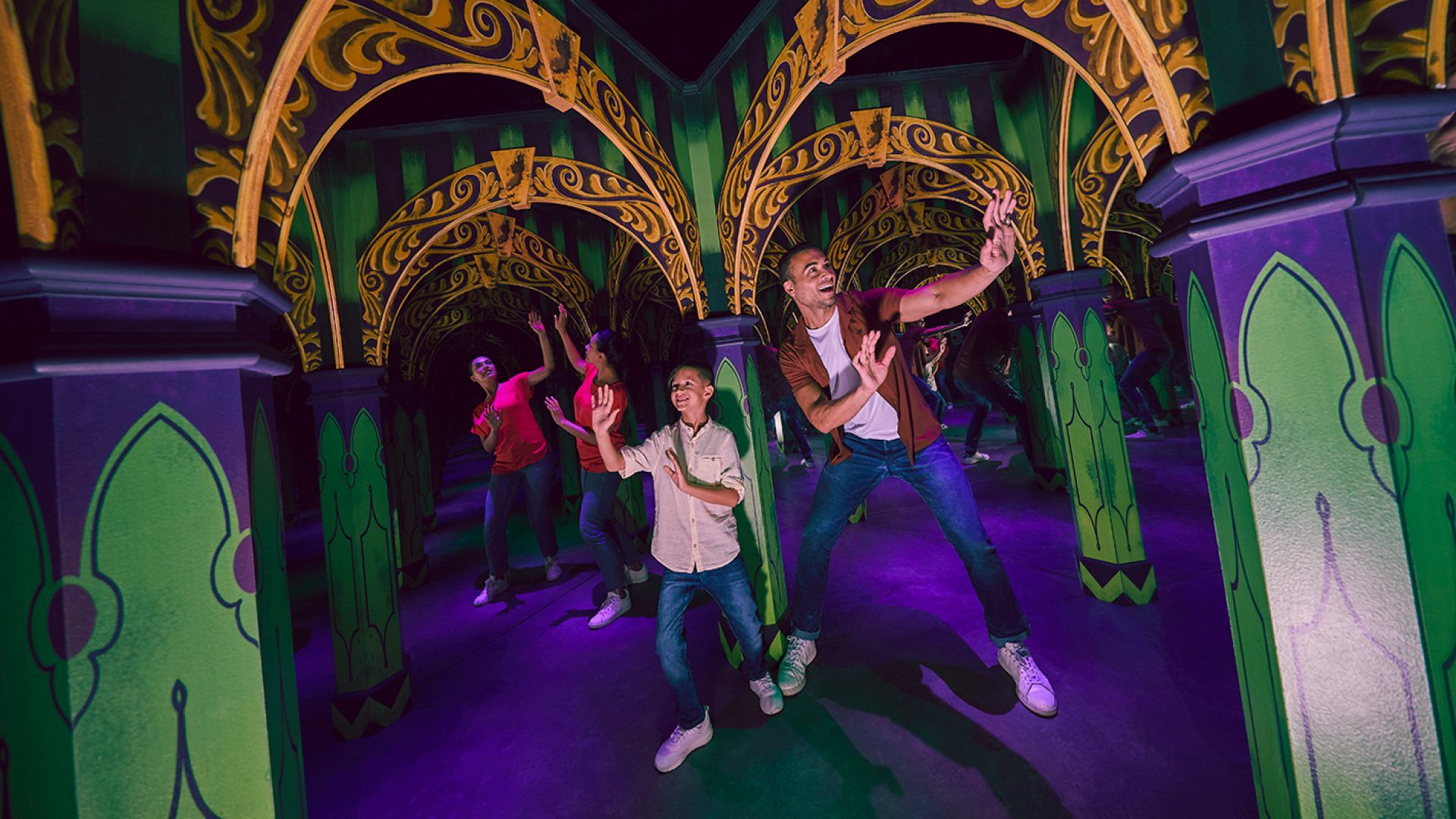 Flash Pass (Quick Pass) - Warner Bros. World Abu Dhabi