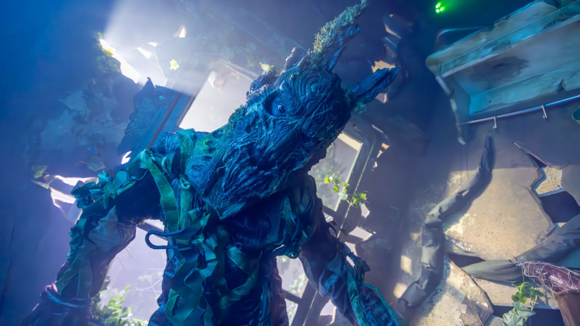 Alton Towers Scarefest 1 Day Ticket & Thrills Combi - Early