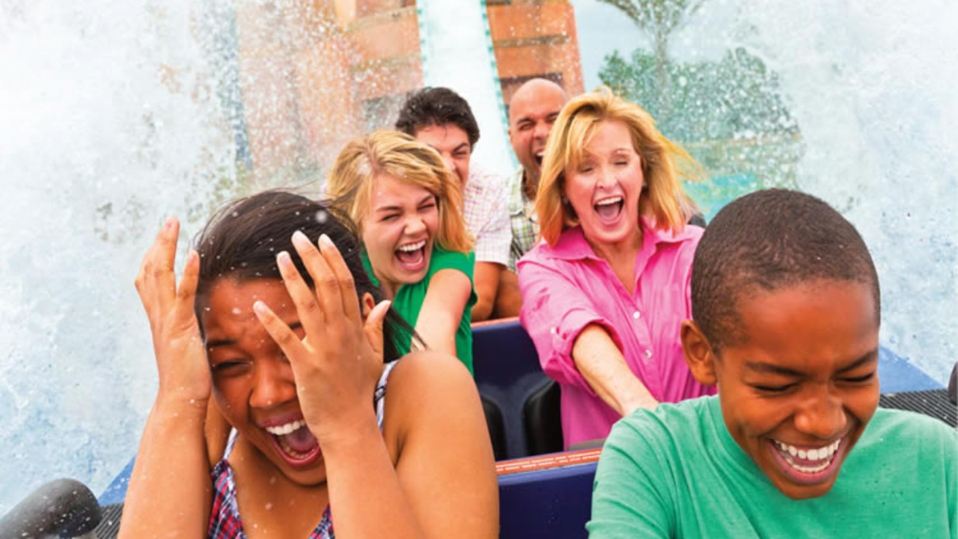 2 visits SeaWorld & Aquatica plus dine