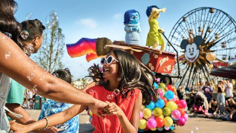 Disneyland California 2-Day Hopper Ticket with LL Pass