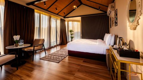 Private Dubai Transfers | Premium Lodge - Bait Al Massara | Overnight Desert Stay Abu Dhabi