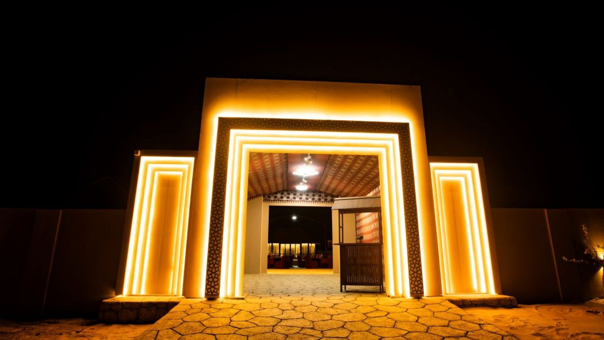Private Dubai Transfers | Heritage Lodge - Bait Al Sukoon | Overnight Desert Stay Abu Dhabi