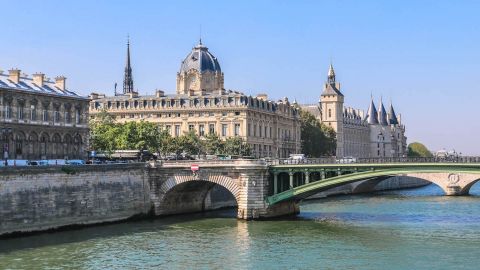 Notre-Dame Island, Sainte-Chapelle & Conciergerie: Guided Tour