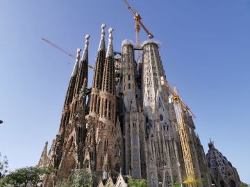 Go With A Local: Skip The Line Sagrada Familia Tour in Spanish