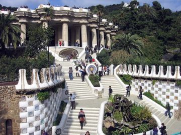 Park Güell: Entry Ticket + Audio Guide