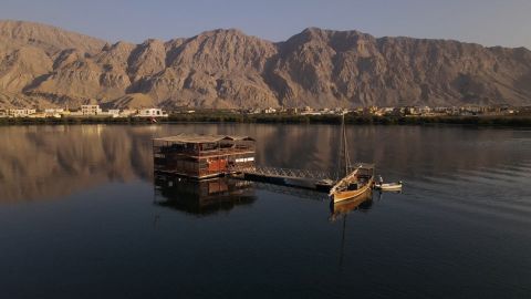 House Of Pearls Tour - Family of 4 (Emirati Lunch Included)