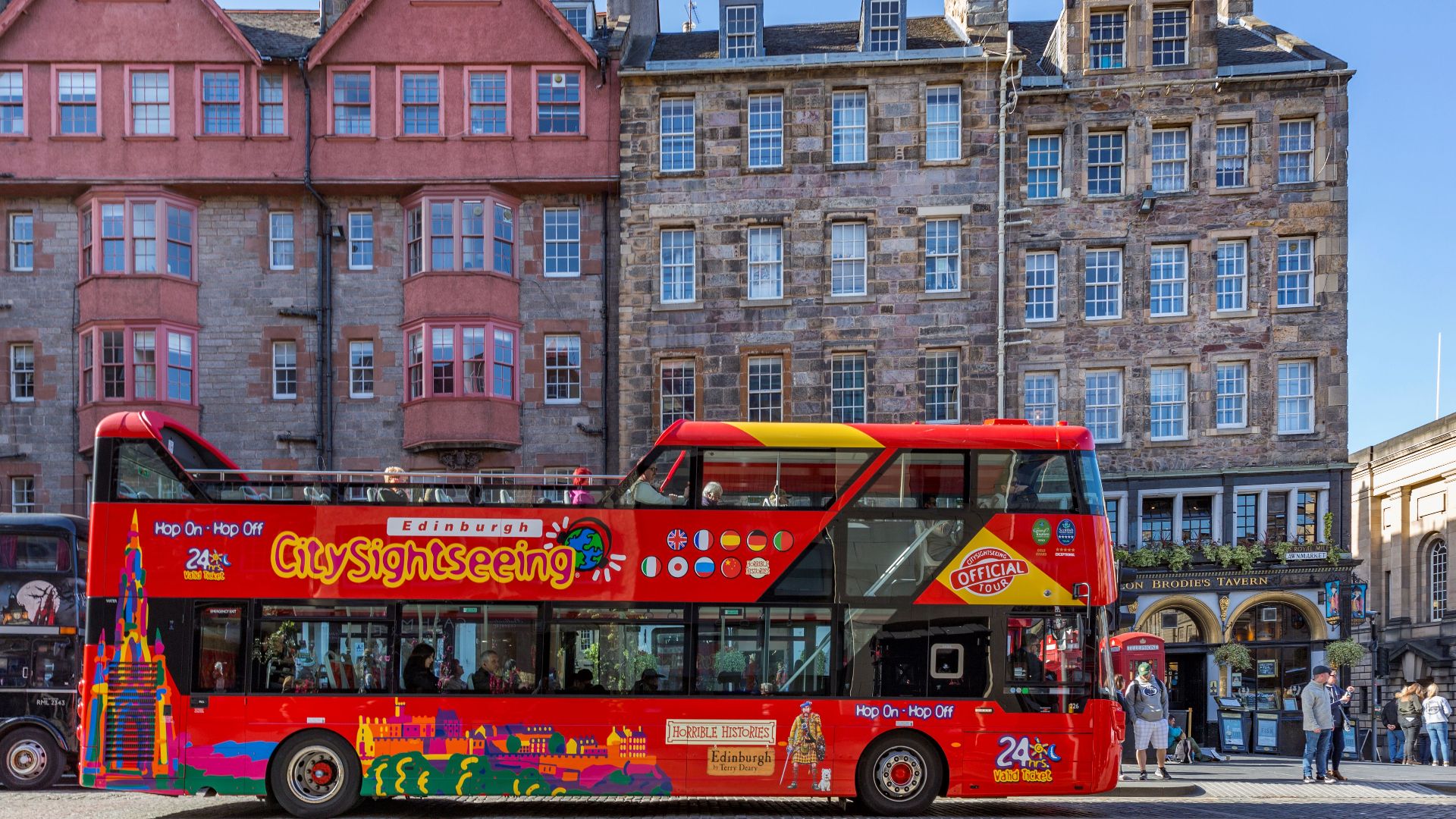 Hop-On Hop-Off Edinburgh 24 Hours