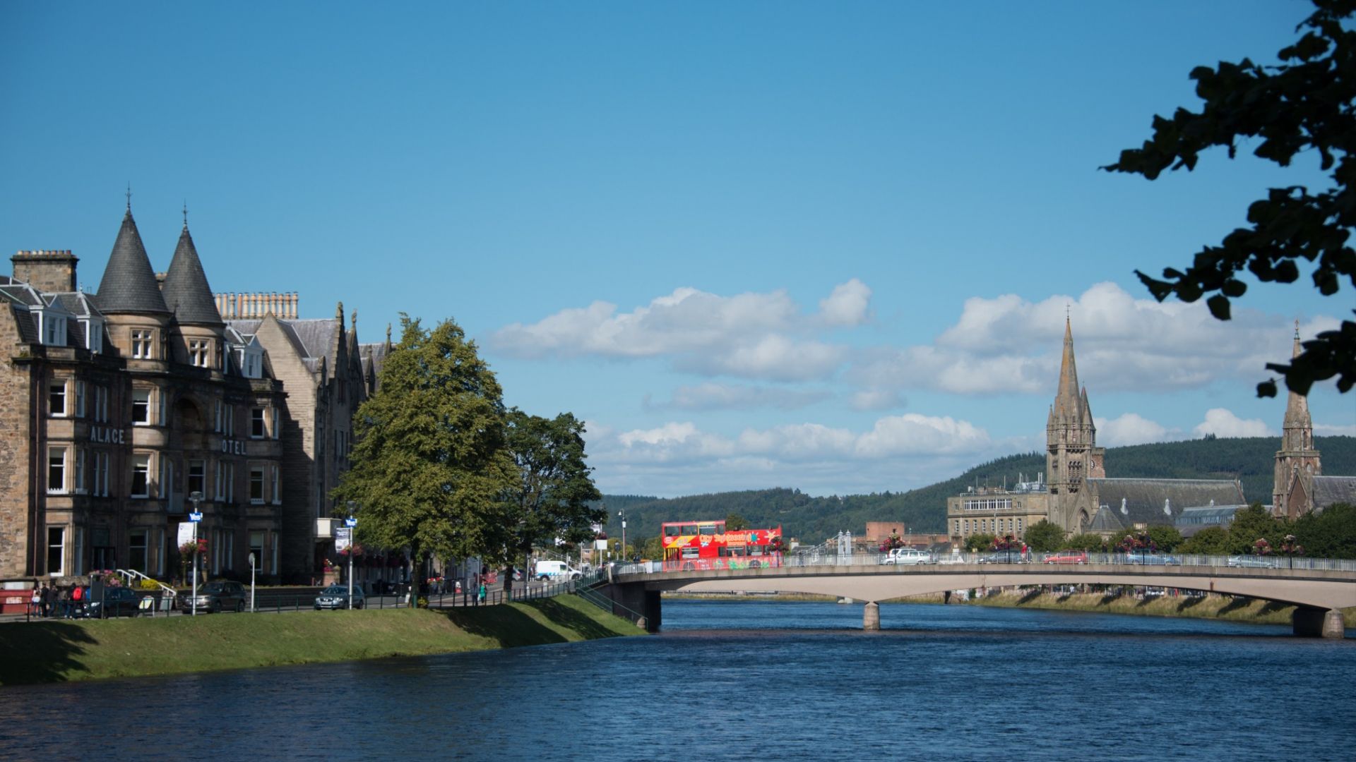 Hop-On Hop-Off Red Route Inverness 24 Hours