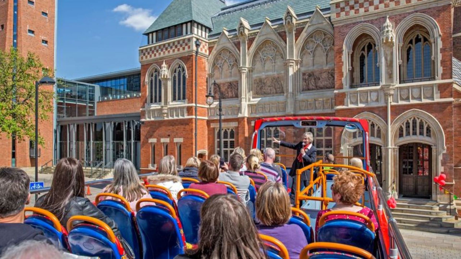 Hop-On Hop-Off Stratford-upon-Avon 48 Hours
