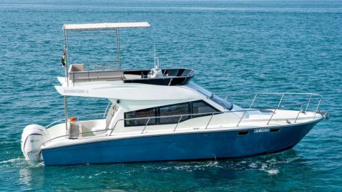 Private Yacht Charter – Riverside 40ft (4 + 1 Hours, Up to 12 Guests) – Summer Offer (1Jun–15Sep25)