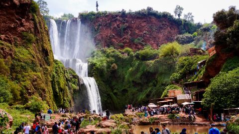 1 Day Private Luxury Tour: Walk around Ouzoud Waterfalls
