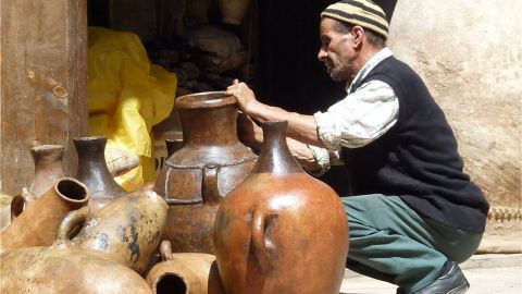 Half Day Private Luxury Tour:  Pottery Class with a True Moroccan Artist in Marrakech