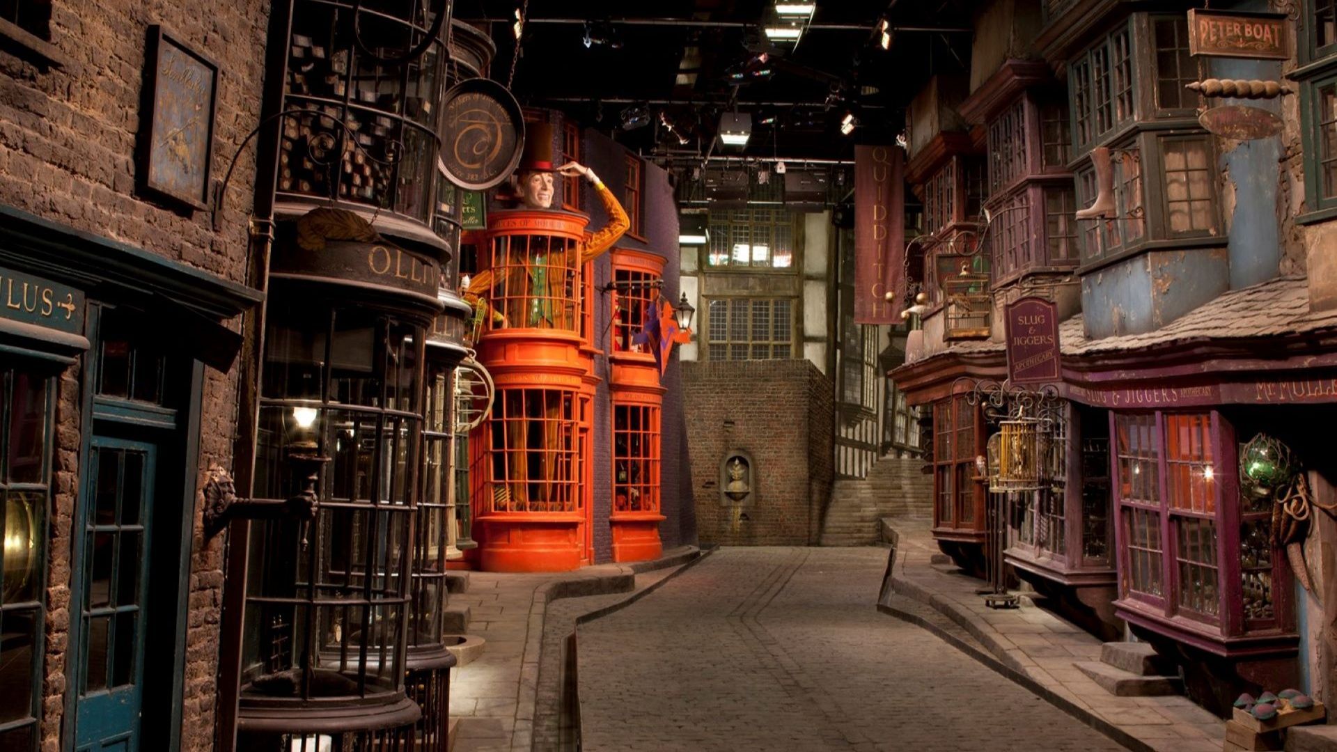 Warner Bros. Studio Tour London - The Making of Harry Potter with return transfers (Extended Tour)