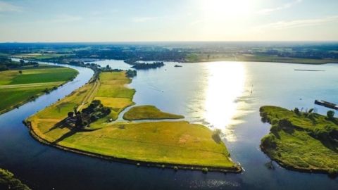 Cruise over de Maas