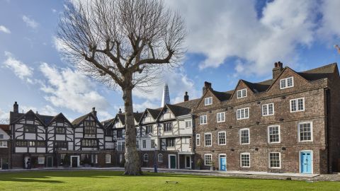 Tower of London & Crown Jewels Exhibition: Entry Ticket