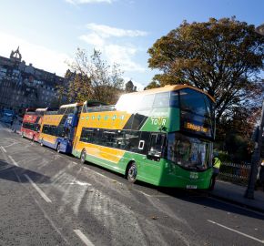 Hop-on Hop-off Bus Edinburgh Grand 48