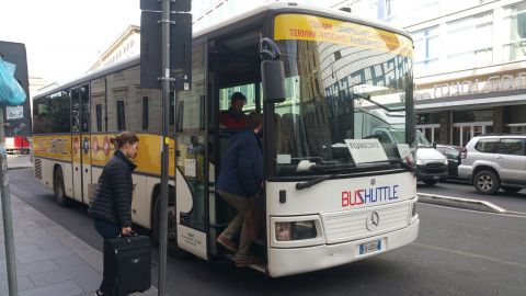 Rome: Shuttle Bus To/From Ciampino Airport and City Center One Way