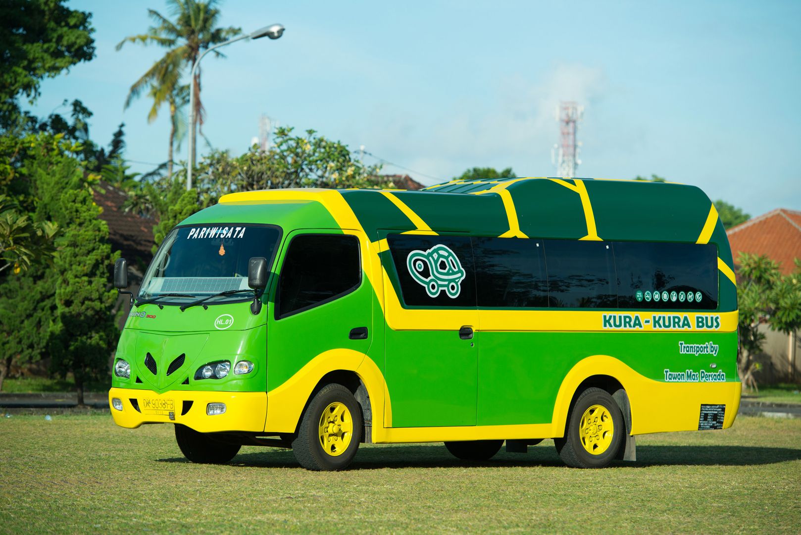 Kuta: Kura-Kura Bus Transfer To/From Ubud