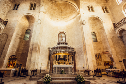 Basilica di San Nicola & Crypta: Guided Tour Tour in Italian