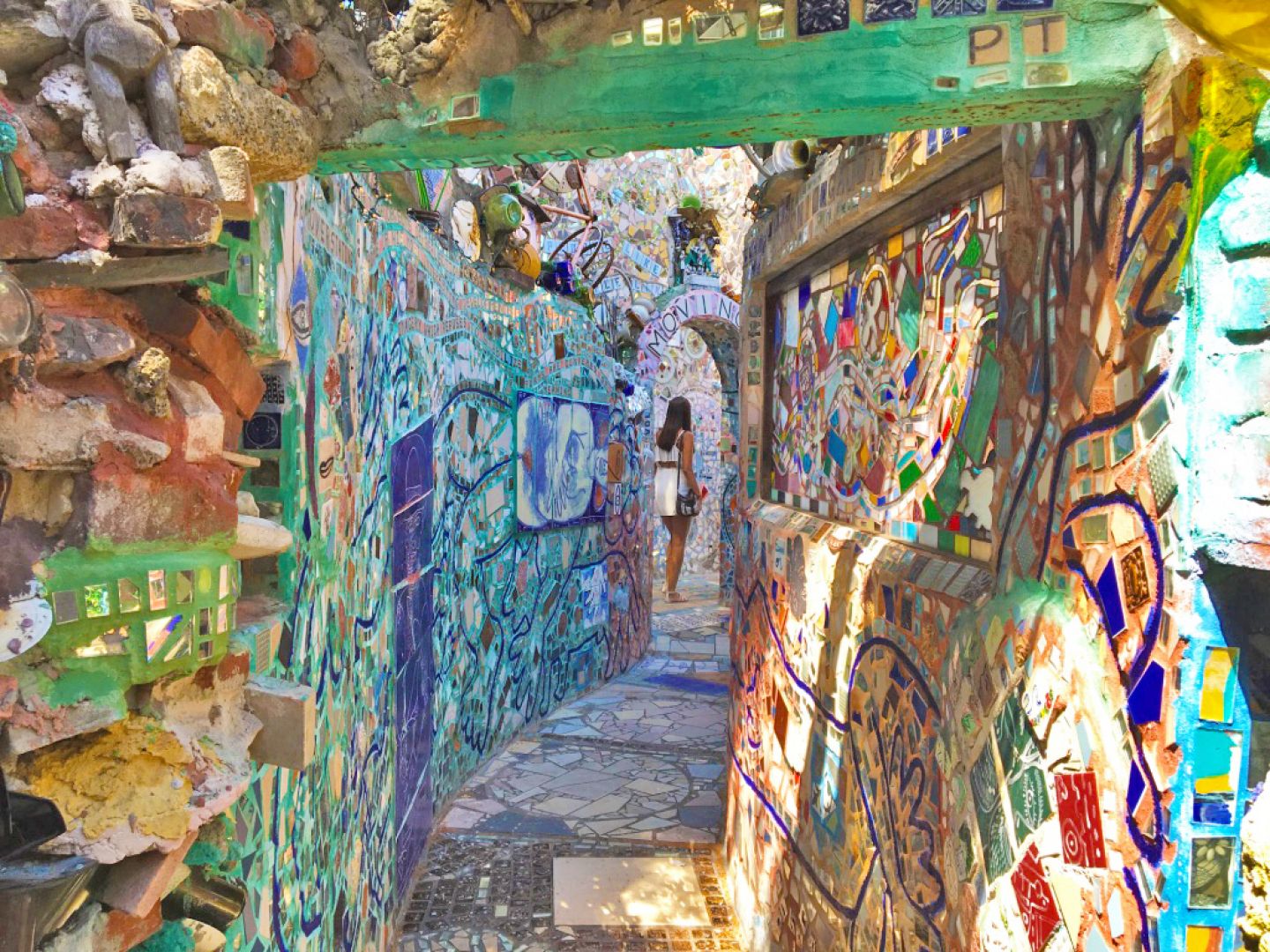 Markets, Mosaics & Magic: Philadelphia Walking Tour