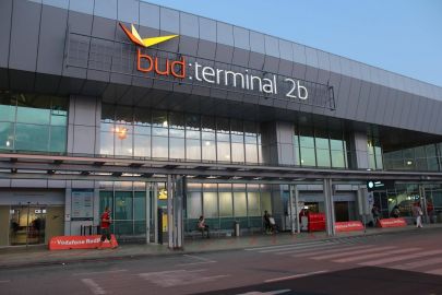 Budapest: Shared Transfer To/From Budapest Airport and City Center Hotels