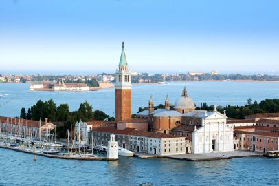 Venice Giudecca Canal: Guided Boat Tour