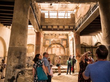 Herculaneum: Skip The Line Guided Tour With Archaeologist