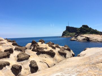 Yehliu Geopark and Keelung Harbor Guided Tour from Taipei