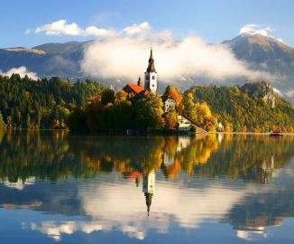 Lake Bled & Bled Castle: Half Day Tour from Ljubljana