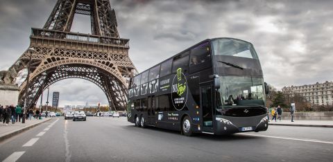 Bus Toqué Paris: le Champs-Elysées:Tour with Parisian 5-Course Luxury Dinner Paris by Night Dinner (20:30)