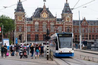 Amsterdam: Travel Ticket for Train, Tram, Bus, and Metro 1-Day Ticket
