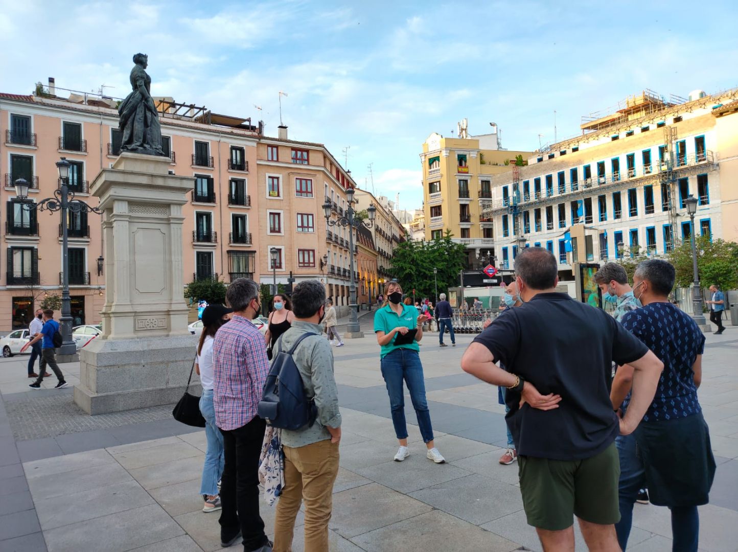 Royal Palace Madrid and Cathedral of La Almudena: Skip-The-Line & Guided Tour