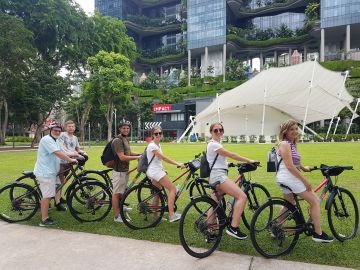 Bikes and Bites Food Tour Singapore