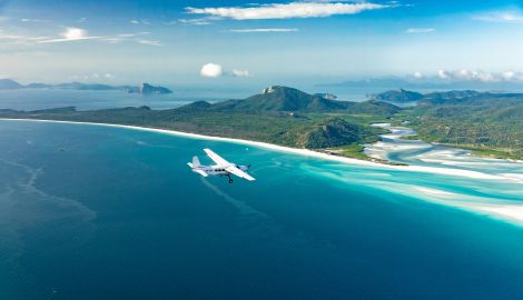 60-Minute Whitsundays Scenic Flight