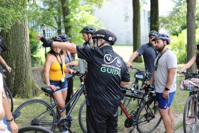 Central Park: Bike Tour English Guided Bike Tour