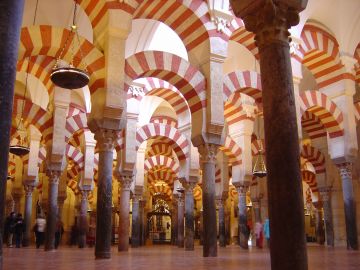 Córdoba and its Mosque: Full Day Tour from Granada