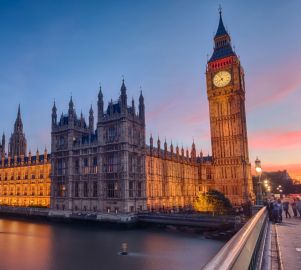 Westminster Abbey & Houses of Parliament: Entry + Guided Tour