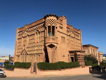 Gaudí's Crypt & Colonia Güell + Audio Guide