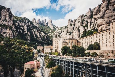 Montserrat: Morning Tour from Barcelona with Cog-Wheel Train and Black Madonna