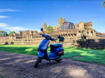 Angkor Adventure Vespa Tour