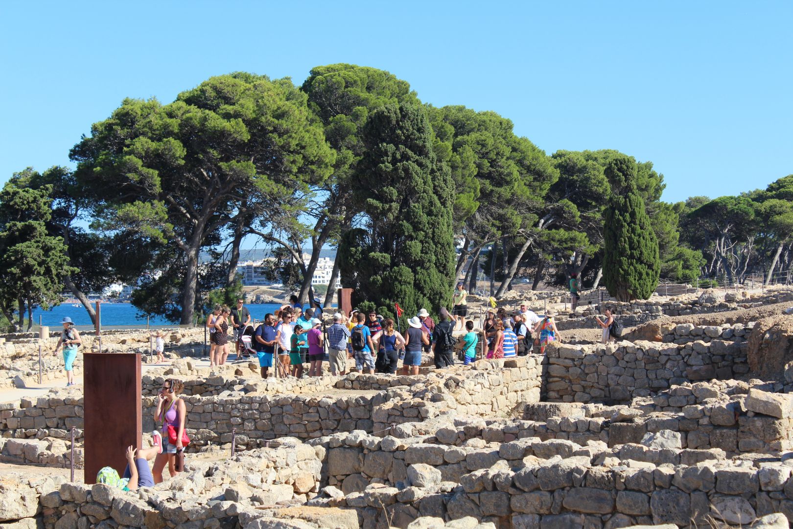Costa Brava: Typical Towns Tour from Barcelona