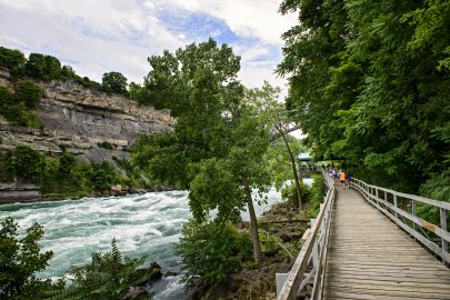 Niagara Falls: White Water Walk